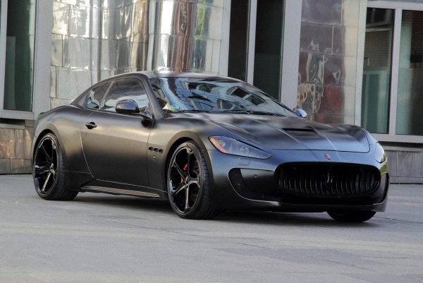 maserati-granturismo-s-black-1