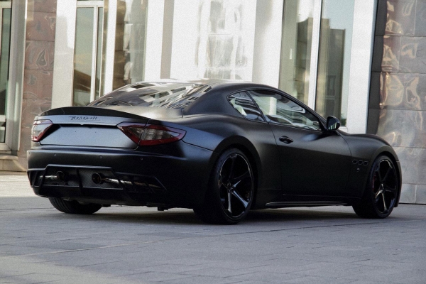 maserati-granturismo-s-black-3