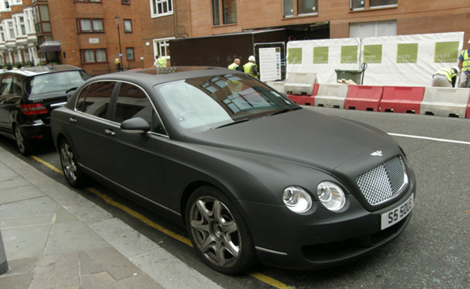 1Bentley-Continental-Flying