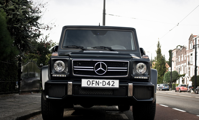 1Mercedes-Benz-G-55-AMG