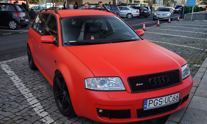 Audi-avante-matte